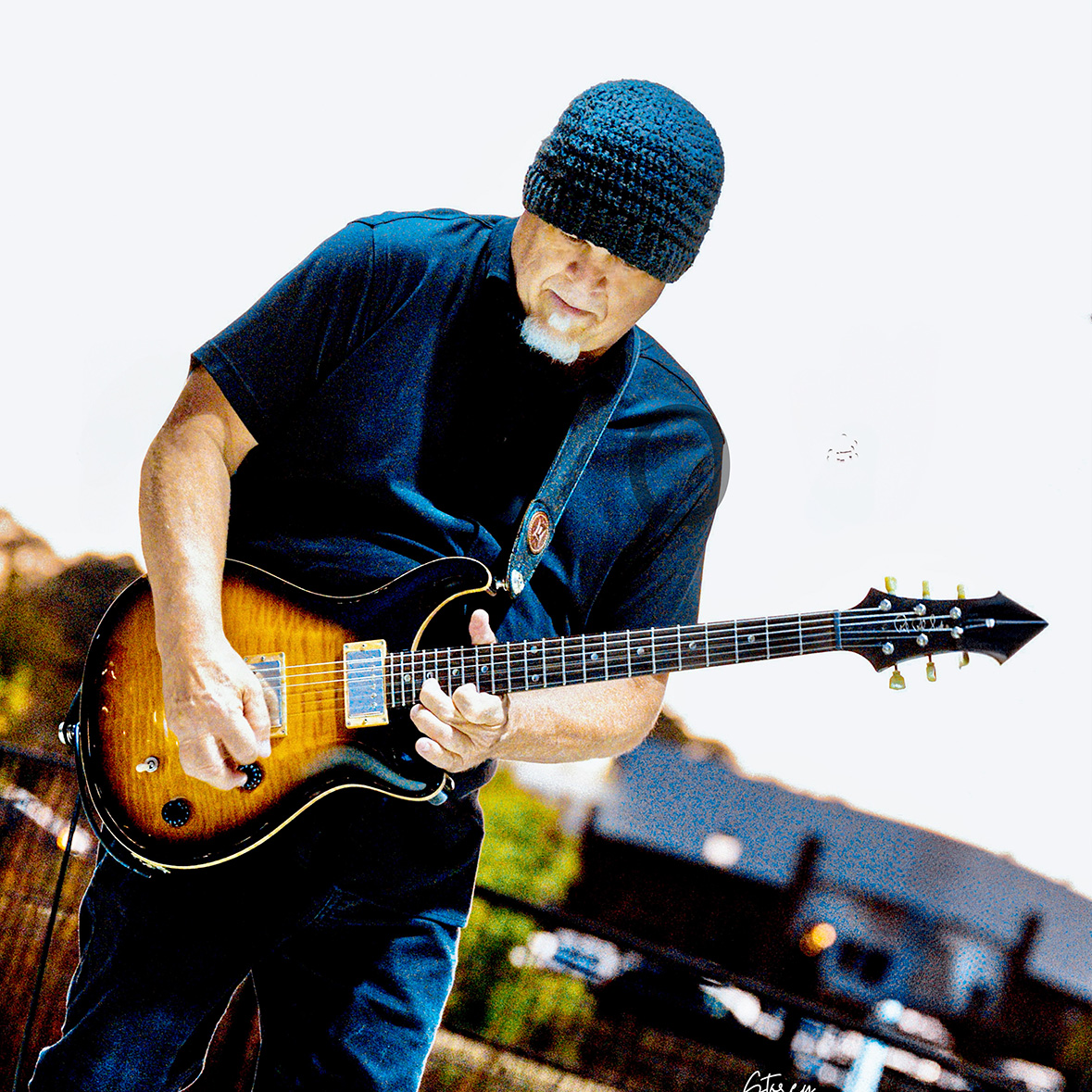 Brian Williams – Guitar & Backing Vocals
